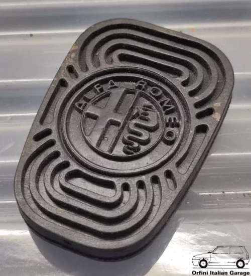 60529011 60521429 Brake Clutch Pedal Cover Alfa Romeo 75 164 166 Alfetta View Rear