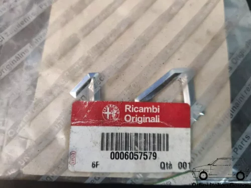 60575579 Alfa Romeo 1.4 145 146 33 Rear Badge View Front