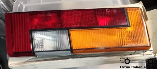 60747572 545216 Rear Right Light Lamp Lens Alfa Romeo 33 MK1 Prima Serie View Upper