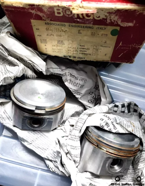 60750646 60750647 60750648 Piston Set 80mm 1.3 Engine Alfa Romeo 33 Alfasud View Rear
