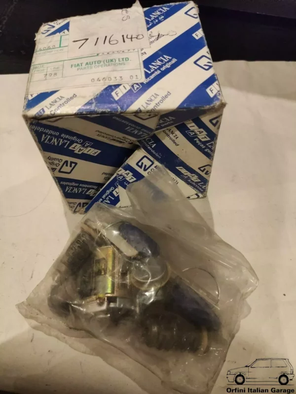 711614040 - Lockset with Keys - Fiat Punto 176 View Front