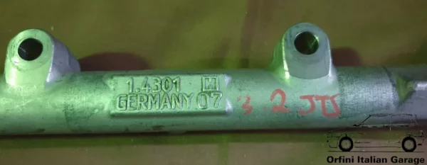 71748985 71748984 Fuel Pipe Hose Injection Injector Alfa Romeo Spider Brera 159 View Front