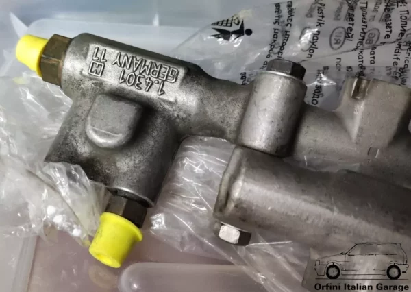 71748985 71748984 Fuel Pipe Hose Injection Injector Alfa Romeo Spider Brera 159 View Left