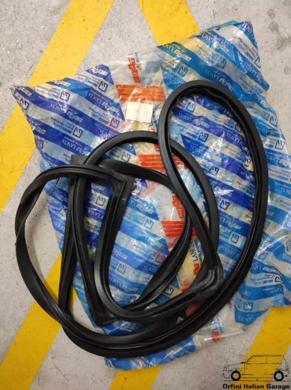 7536029 Back Rear Door Rubber Fiat Ducato Peugeot J5 Citroen 25 View Rear