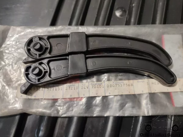 7537568 4313120 - Leva Handle Opening Bonnet Hood - Fiat Panda 141 View Rear