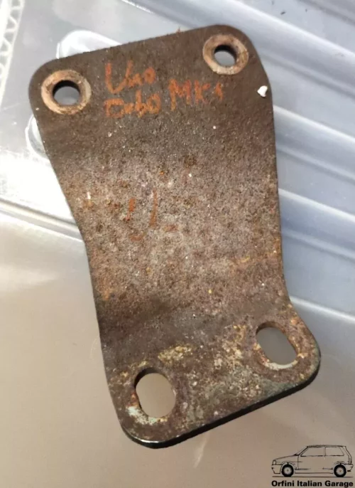 7547480 Exhaust Mount Bracket Fiat Uno Turbo IE MK1 View Front