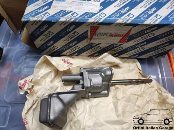 7555209 5939776 Oil Pump Lancia Y10 1.3 GT View Front