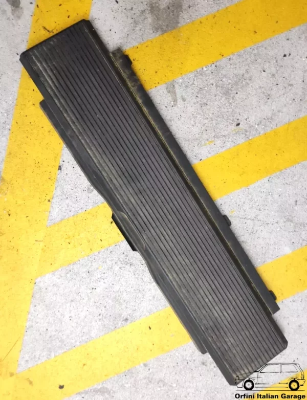 7561117 - Rear Grill Griglia Modanatura Posteriore Fiat Ritmo Terza Serie MK3 View Rear