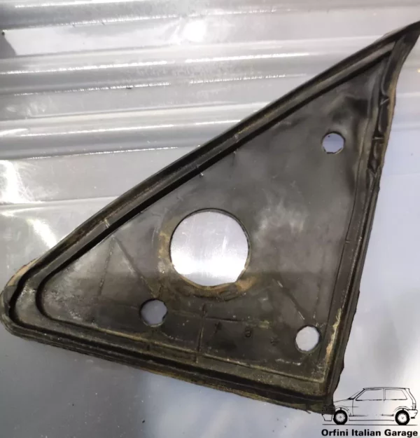 7561912 7749738 - Rubber Gasket Left Mirror Fiat Panda 141 View Front