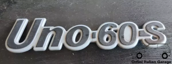 7567656 Fiat Uno 60S Rear Badge View Front