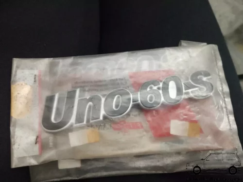 7567656 Fiat Uno 60S Rear Badge View Front