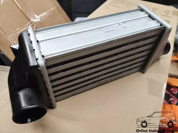 7570366 - Intercooler Fiat Uno Turbo IE + Turbo D MK2 View Front