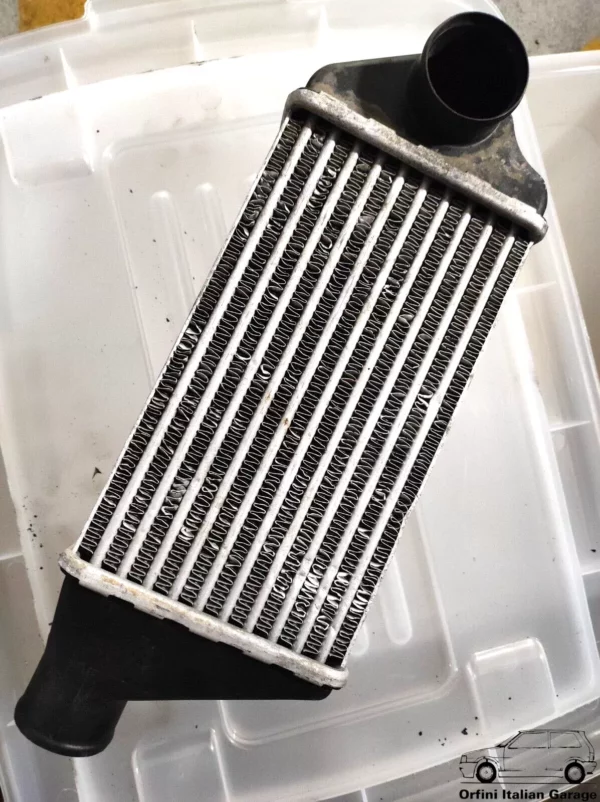 7570366 Intercooler Fiat Uno Turbo IE MK2 View Rear