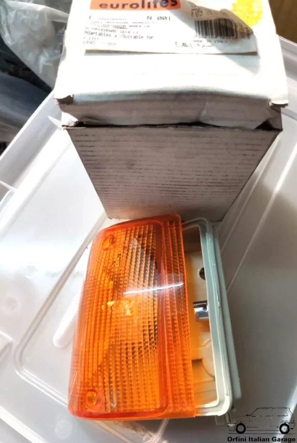 7572850 7572849 7572848 Left Orange Blinker Indicator - Fiat Uno MK1 View Front