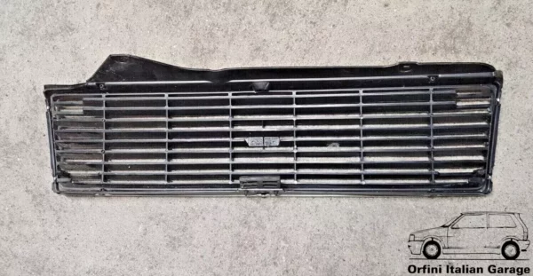 7582852 7558849 - Front Grill Griglia Mascherina Autobianchi Lancia Y10 View Rear