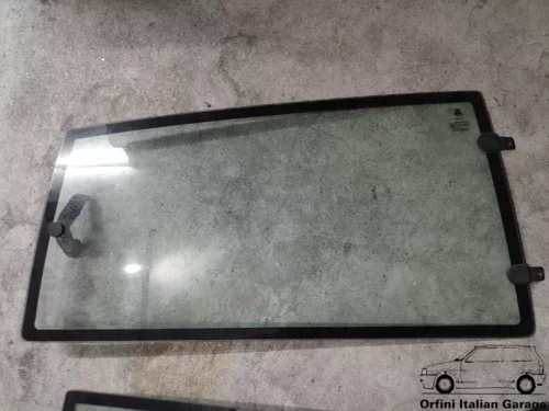 7583576 - Side Rear Right Window - Lancia Y10 View Front
