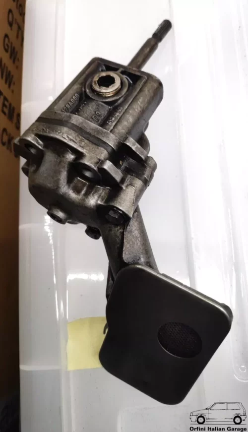 7588958 7575473 Oil Pump Fiat Uno Turbo IE MK1 View Right