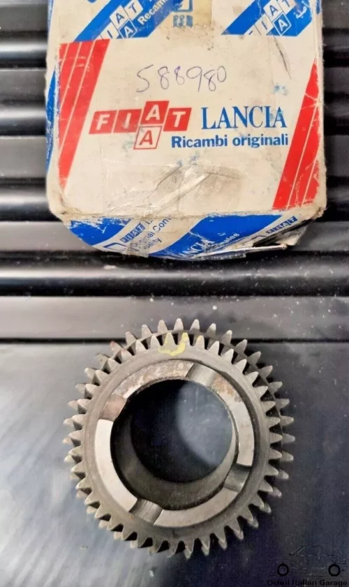 7588980 7627580 - 5th Gear Gearbox Fiat Panda 4x4 Uno Cinquecento Lancia Y10 View Front