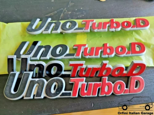 7600383 Fiat Uno Turbo D Diesel Rear Badge View Front