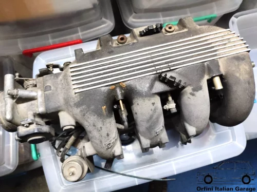 7619100 7619424 Intake Manifold Injectors Throttle Body Lancia Thema Turbo 16v View Lower Close Up