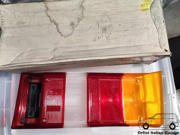 7620564 5980935 Rear Right Light Lamp Lens Autobianchi Lancia Y10 View Front