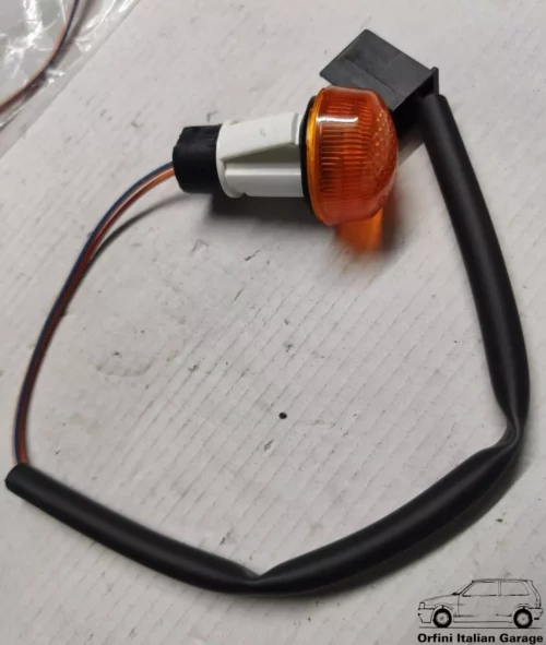 7626742 - Side Indicator Freccia Fiat Uno Lancia Y10 Delta 831 View Front