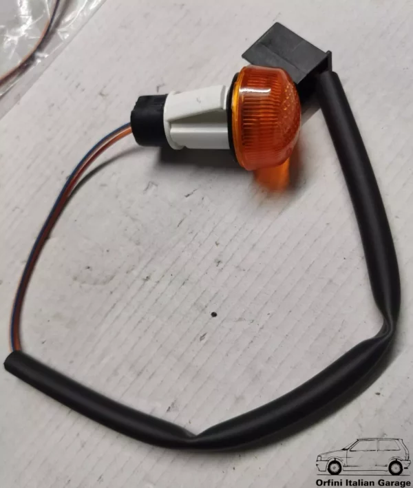 7626742 - Side Indicator Freccia Fiat Uno Lancia Y10 Delta 831 View Front