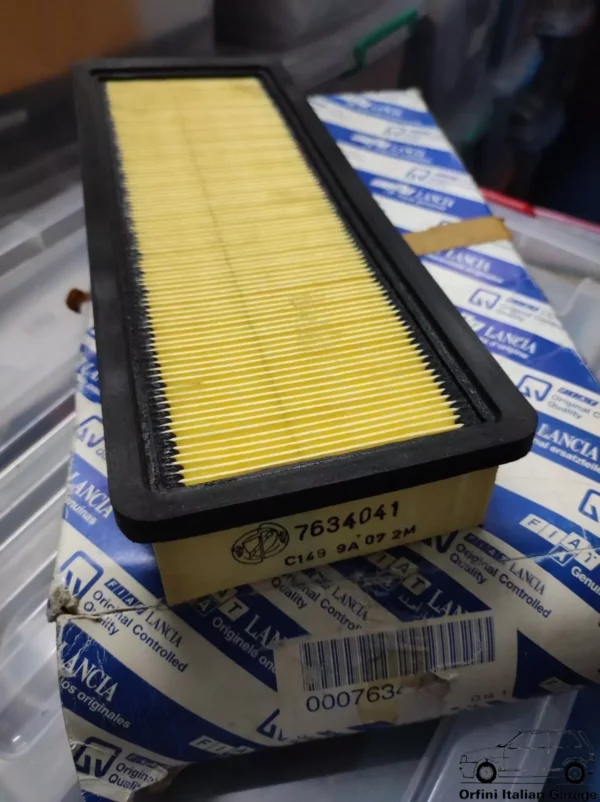 7634041 71736133 - Air Filter Fiat Uno Fiorino 1.7 Diesel View Front