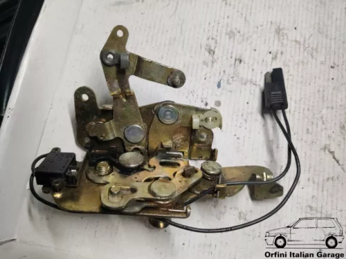 7637235 Fiat Uno MK2 Front Left Door Lock View Rear