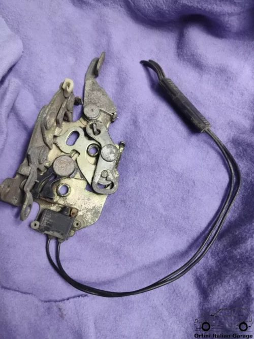 7637237 Fiat Uno MK2 Rear Left Door Lock View Rear