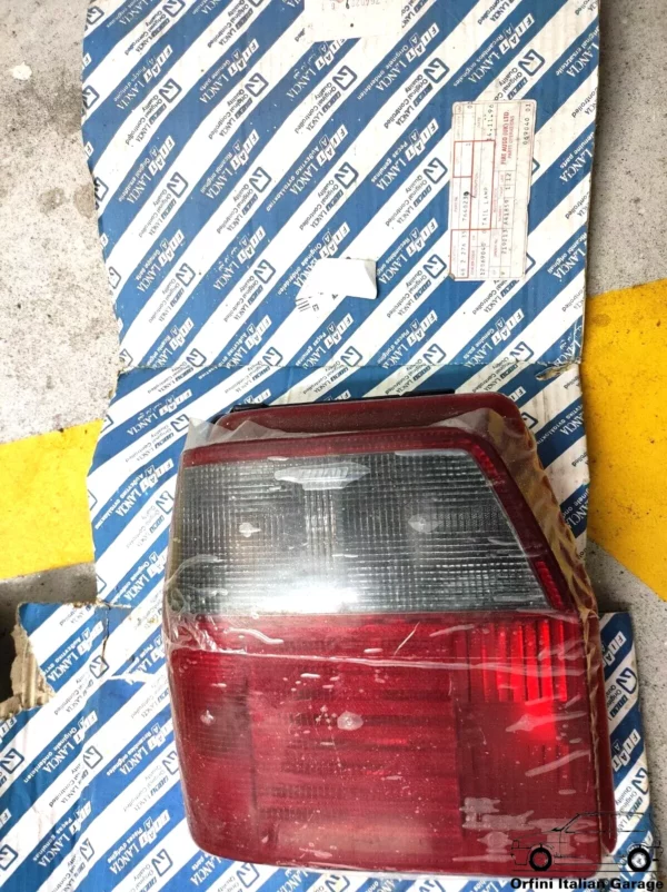 7640239 7700362 7700413 Rear Left Light Lamp Fiat Uno MK2 View Rear