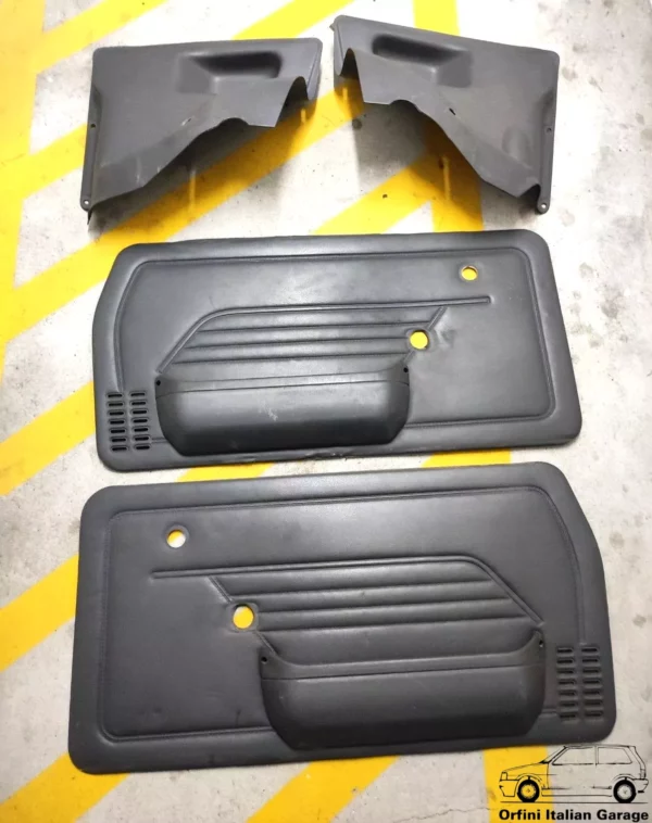 7644639 7644640 4394079 7556423 7556424 Door Cards Panels Fiat 126 View Upper
