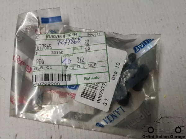 7677865 - Fiat Lancia Alfa Clip Button View Rear