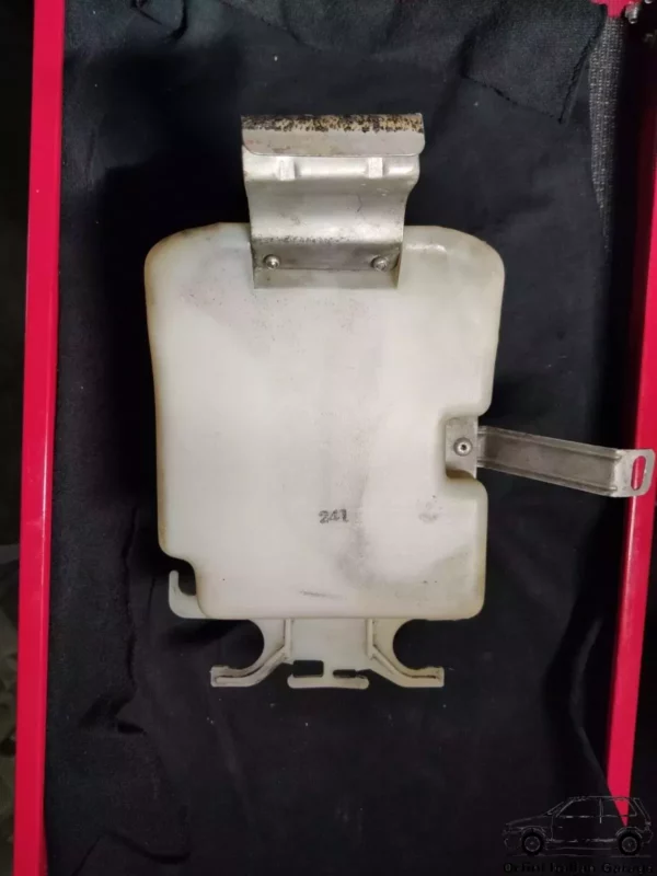 7687106 - Windscreen Jet Water Tank - Fiat Uno 146 MK2 View Left