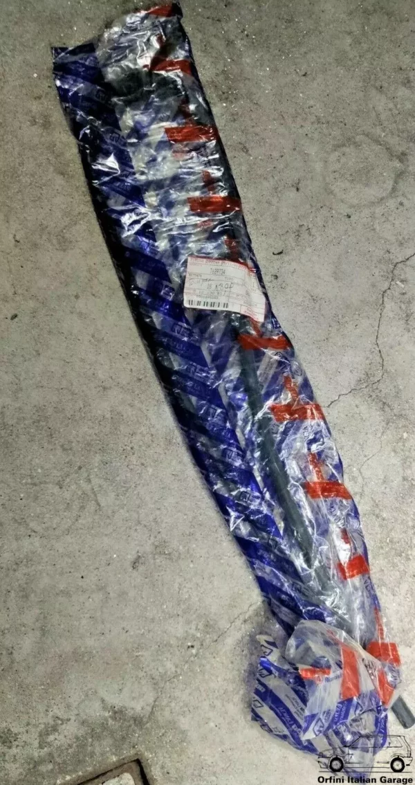 7689734 7648453 - Water Hose Pipe Fiat Tipo Tempra View Front