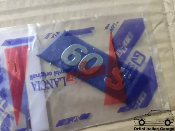 7704275 7673394 Fiat Uno 60S Side Badge View Front
