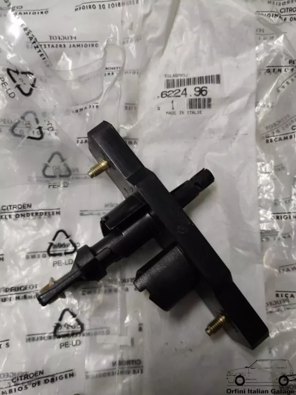7709333 7661823 622496 Fiat Ducato Peugeot J5 Citroen C25 Right Headlight Adjust View Front