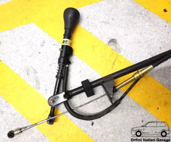 7715648 7720878 7753978 182822180 Outer Control Rods Fiat Uno 1.0 1.1 View Rear