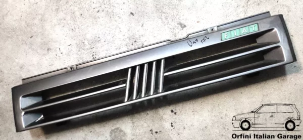 7722433 7669940 - Radiator Grill Fiat Uno MK2 View Rear