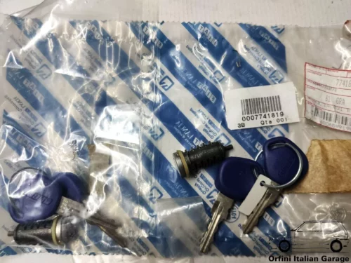 7741819 46414689/7739517 - Fuel Tank Cap Lock with Key - Fiat Punto and Lancia Y View Front