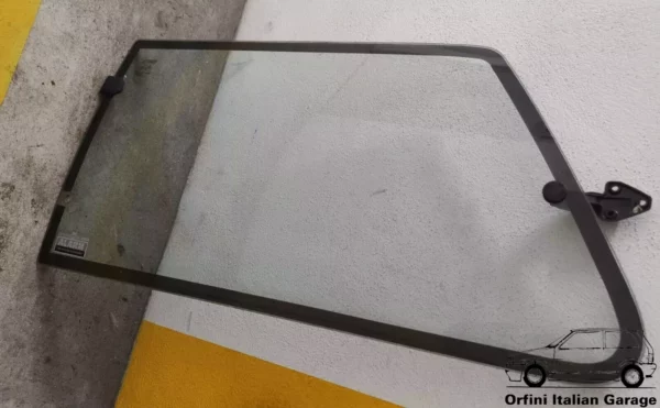 7746507 - Side Rear Left Green Window - Fiat Uno MK2 Turbo IE View Front