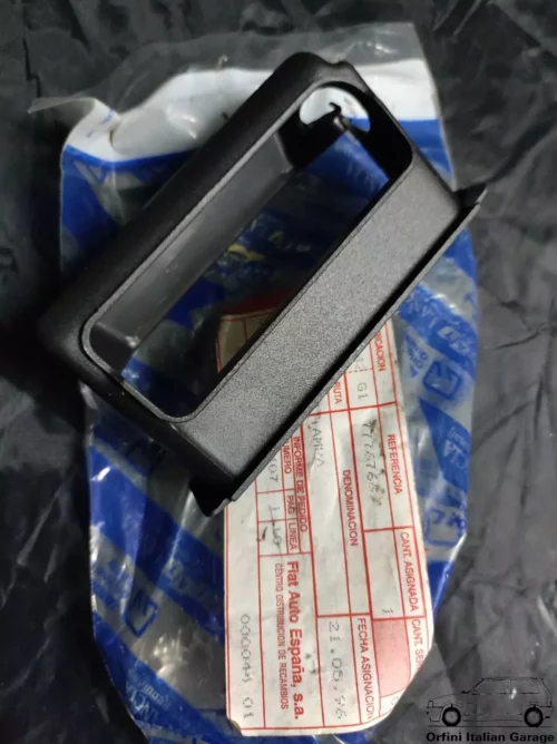 7776766 Back Rear Door Lock Plastic Cover Fiat Punto MK1 176 View Front