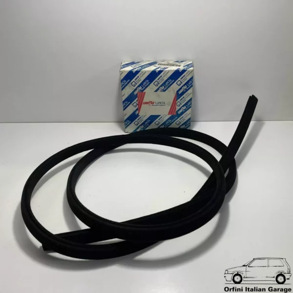 7797490 181571980 - Rubber Seal Gasket Roof Top - Autobianchi Lancia Y10 View Left
