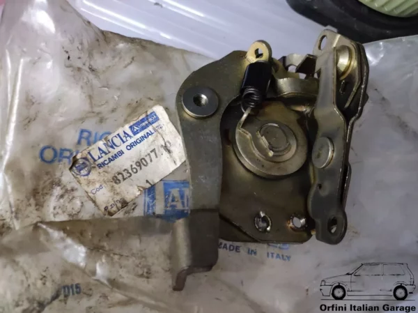 82369077 82384935 Rear Left Door Lock Lancia Delta Prisma View Rear