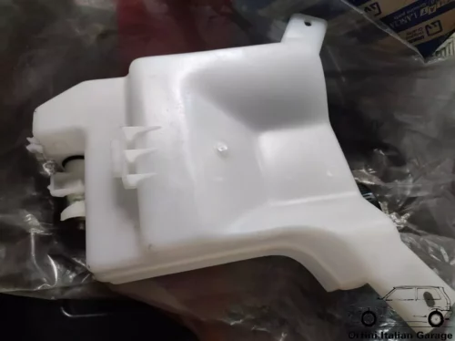 82376469 Windscreen Water Tank Lancia Prisma View Rear