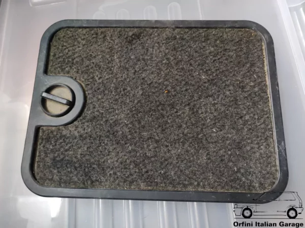 82397274 Rear Wiper Tank Cover Lancia Delta 831 View Rear