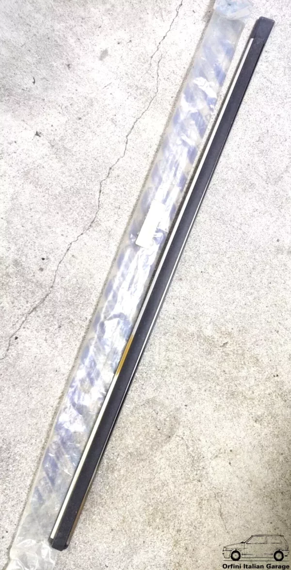 82408088 Front Left Door Carpet Mat Trim Lancia Thema S1 View Rear