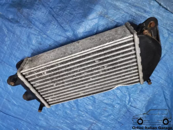 82416363 - Intercooler Lancia Delta 831 HF Turbo / 4WD Integrale View Front