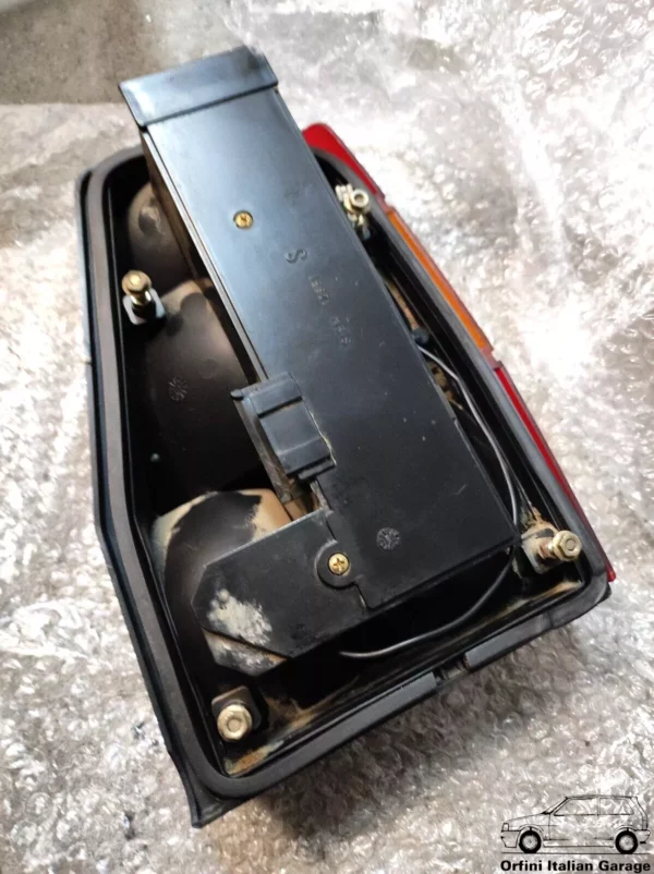 82420343 82420345 Rear Left Light Lamp SIEM Lancia Delta 831 View Front