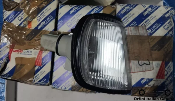 82432717 - Right Indicator Light - Lancia Dedra View Front